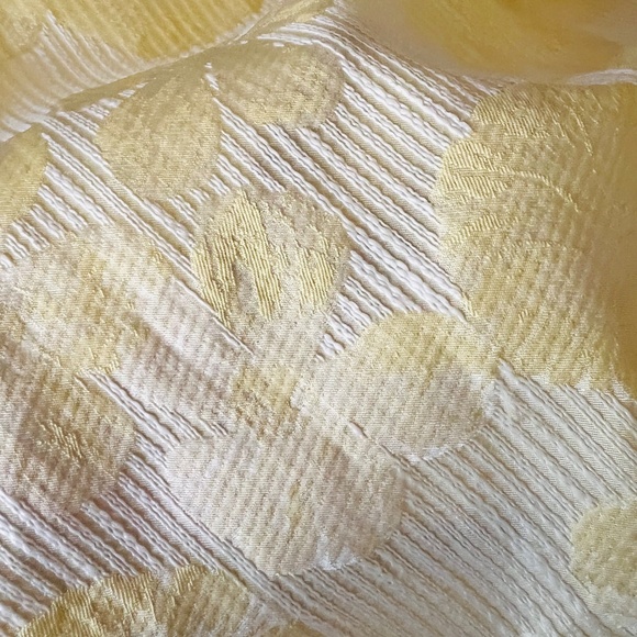 Gorgeous butter yellow pearl detail formal occasion dress Nordstrom Size 5 - Picture 6 of 7